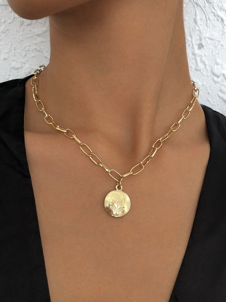Round Pendant Necklace