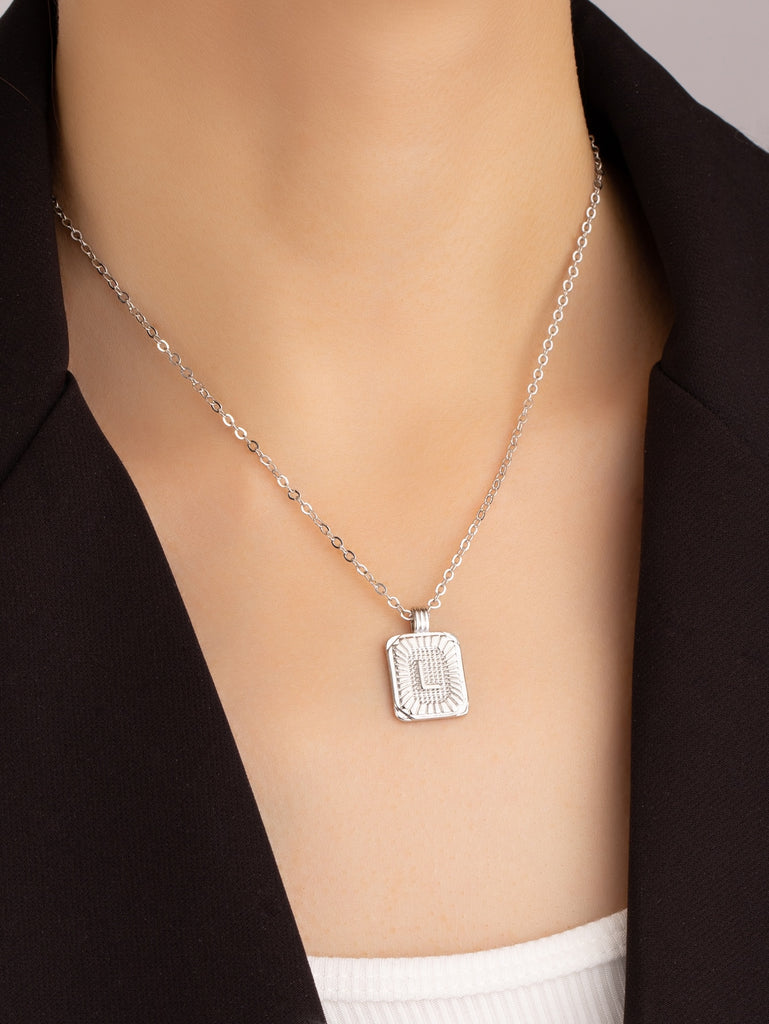 Letter Detail Square Pendant Necklace