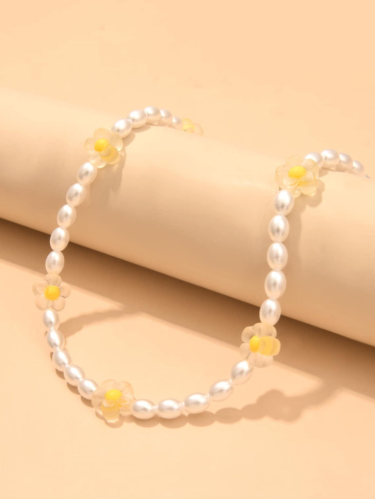 Flower Decor Faux Pearl Necklace