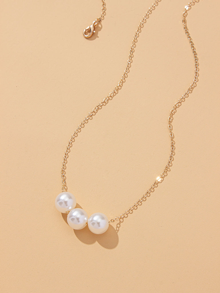 Faux Pearl Decor Necklace