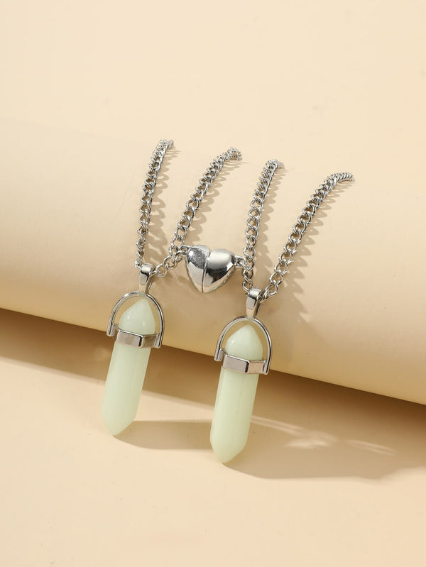 2pcs Glow In The Dark Geometric Pendant Necklace