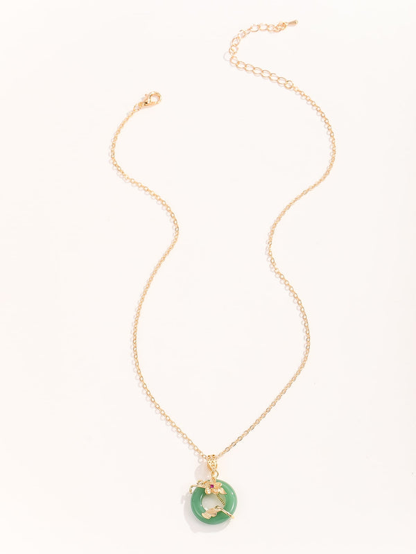 Flower Detail Round Pendant Necklace