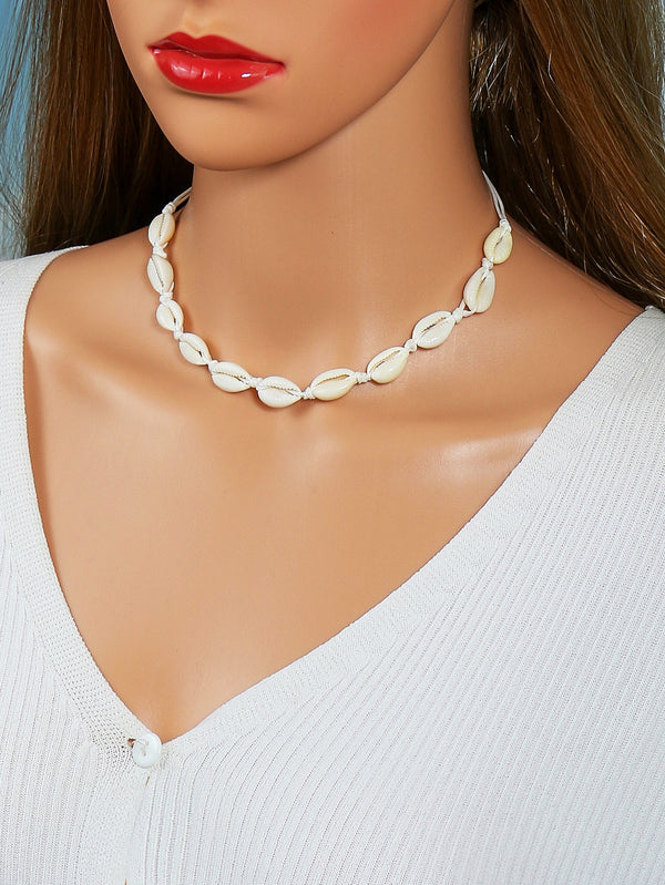 Shell Decor Necklace