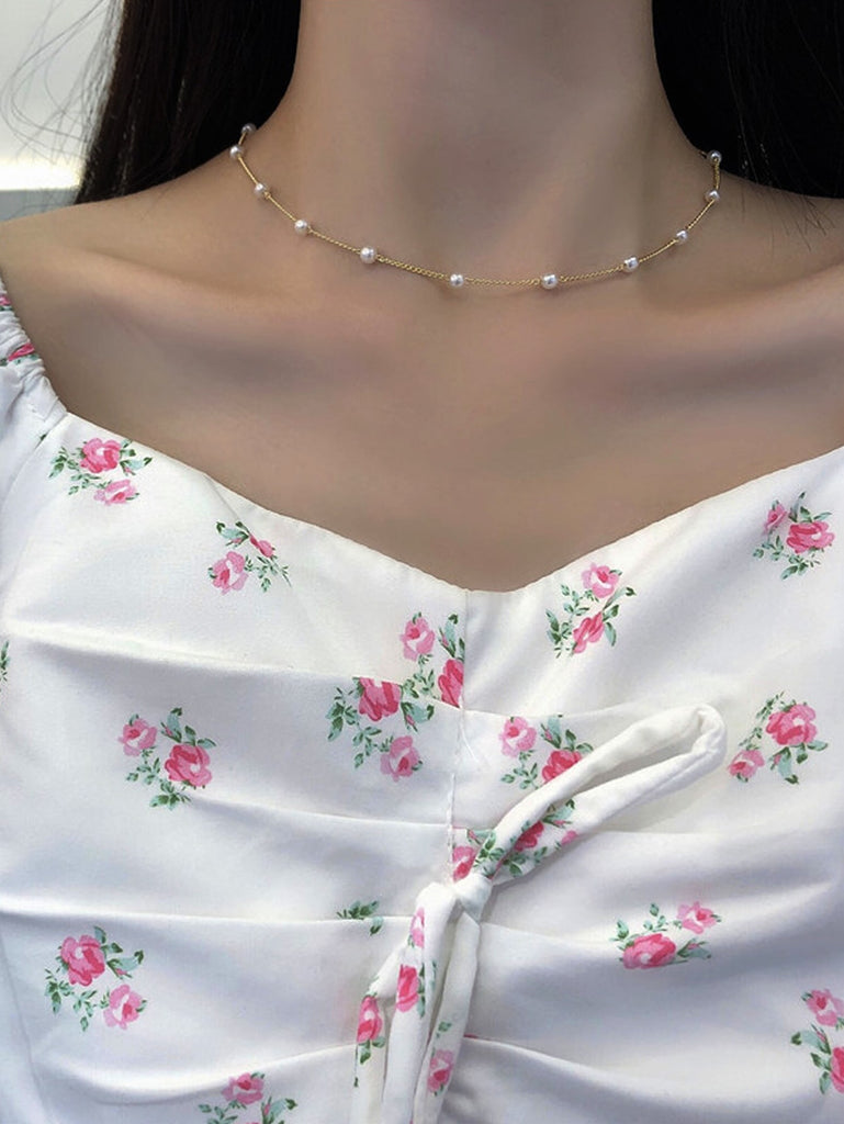 Faux Pearl Decor Necklace
