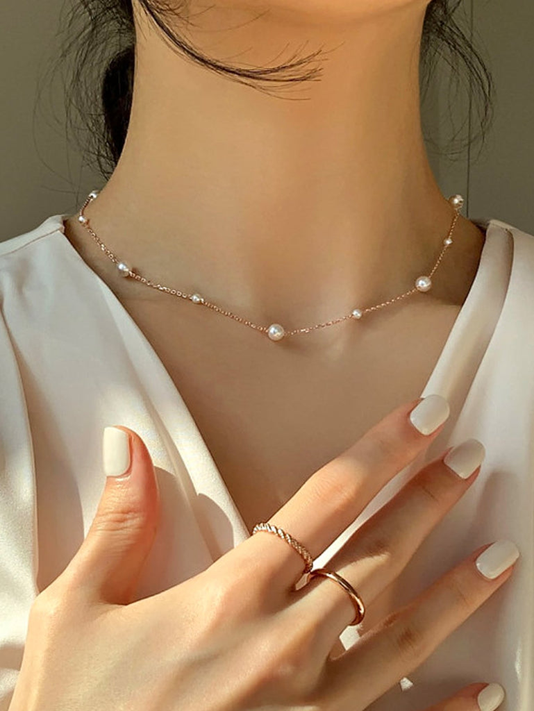 Faux Pearl Decor Necklace