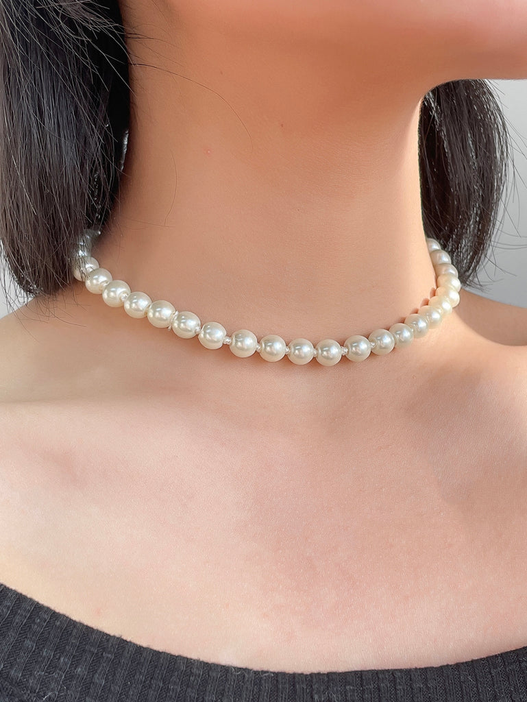 Faux Pearl Beaded Necklace