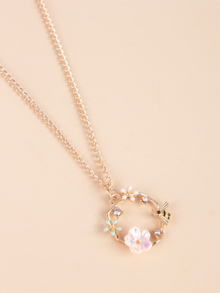 Rhinestone Detail Flower Pendant Necklace