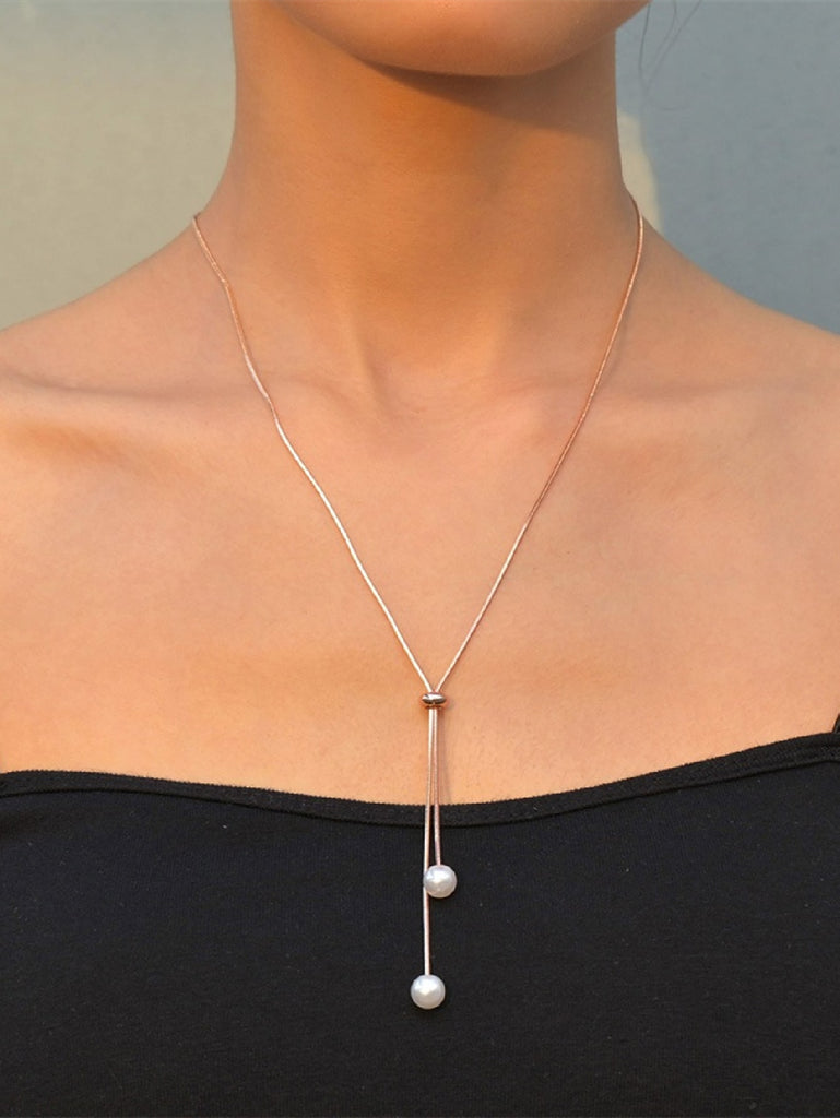 Faux Pearl Pendant Necklace